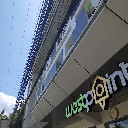 Westpoint Hotel 세부 외부 사진